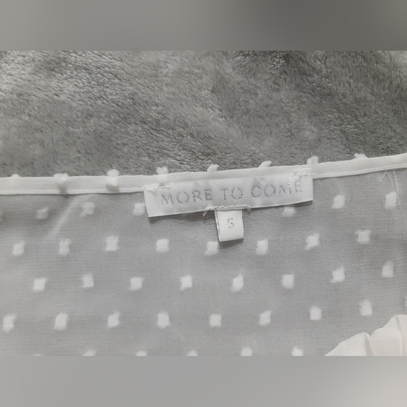 MORE TO COME Top - Picture 3 of 3